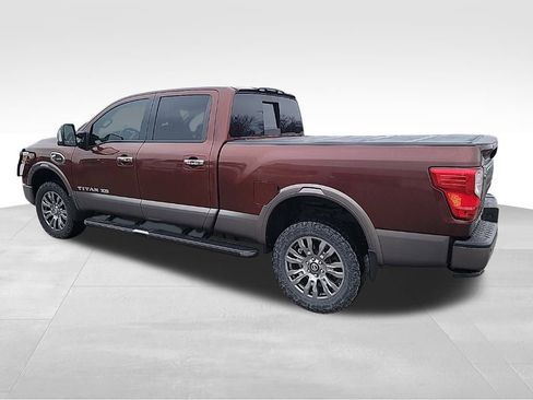 Used 2018 Nissan Titan Platinum Reserve w/ Platinum Utility Package image 28