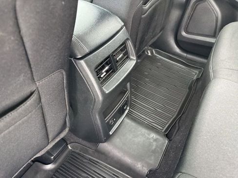 Used 2021 Ford Edge SEL w/ Convenience Package image 32