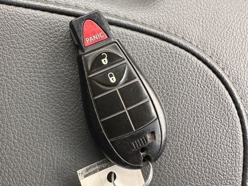 Used 2016 RAM 2500 Tradesman w/ Chrome Appearance Group image 31