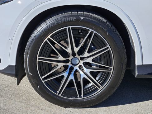 Certified 2025 Mercedes-Benz GLC 43 AMG 4MATIC image 12