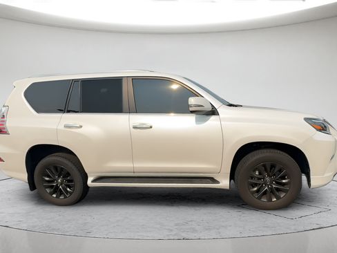 Used 2023 Lexus GX 460 Premium w/ Premium Package AWD/4WD image 5
