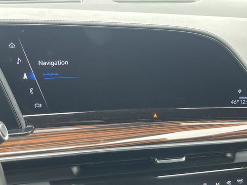 Used 2023 Cadillac Escalade Premium Luxury image 6