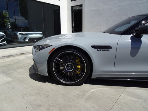 Used 2022 Mercedes-Benz SL 63 AMG 4MATIC image 10