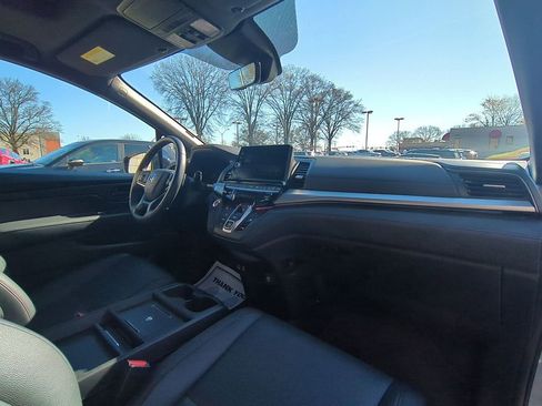 Used 2025 Honda Odyssey Sport-L image 32