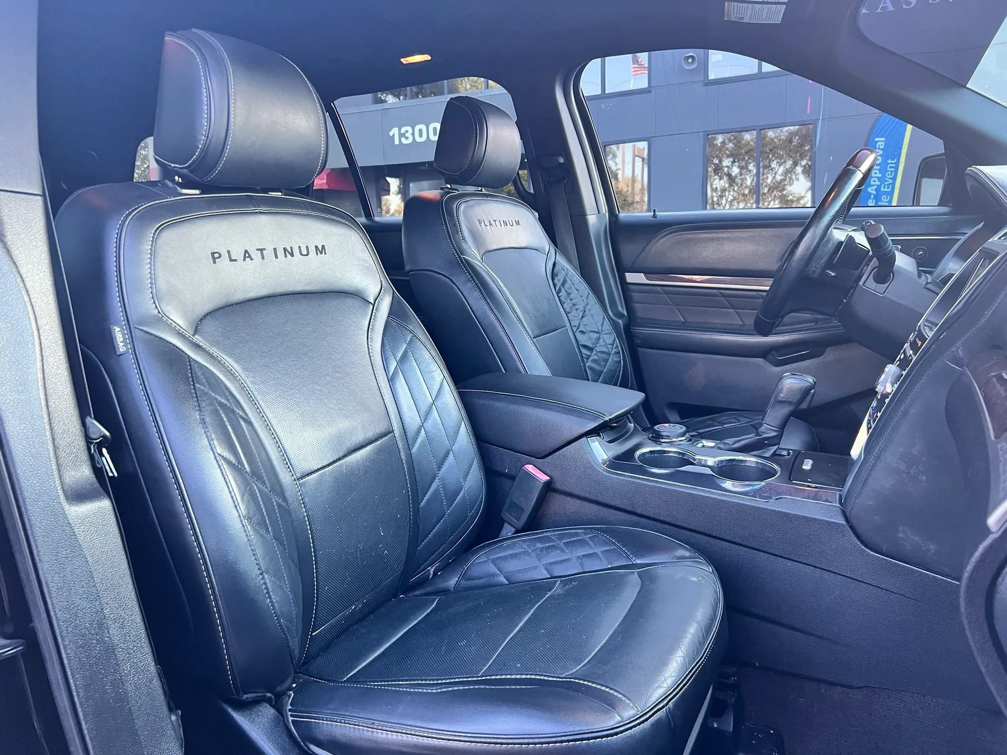 Used 2017 Ford Explorer Platinum AWD/4WD image 22