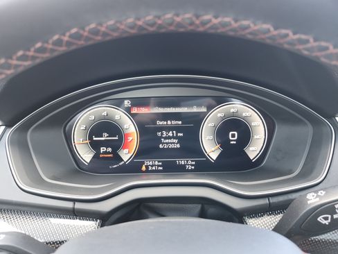 Used 2023 Audi SQ5 Prestige AWD/4WD image 31