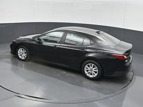 Used 2025 Toyota Camry LE FWD image 45