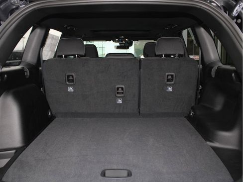 New 2025 Jeep Grand Cherokee Laredo X w/ Luxury Tech Group I image 36