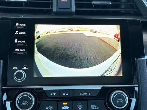Used 2019 Honda Civic EX-L image 18