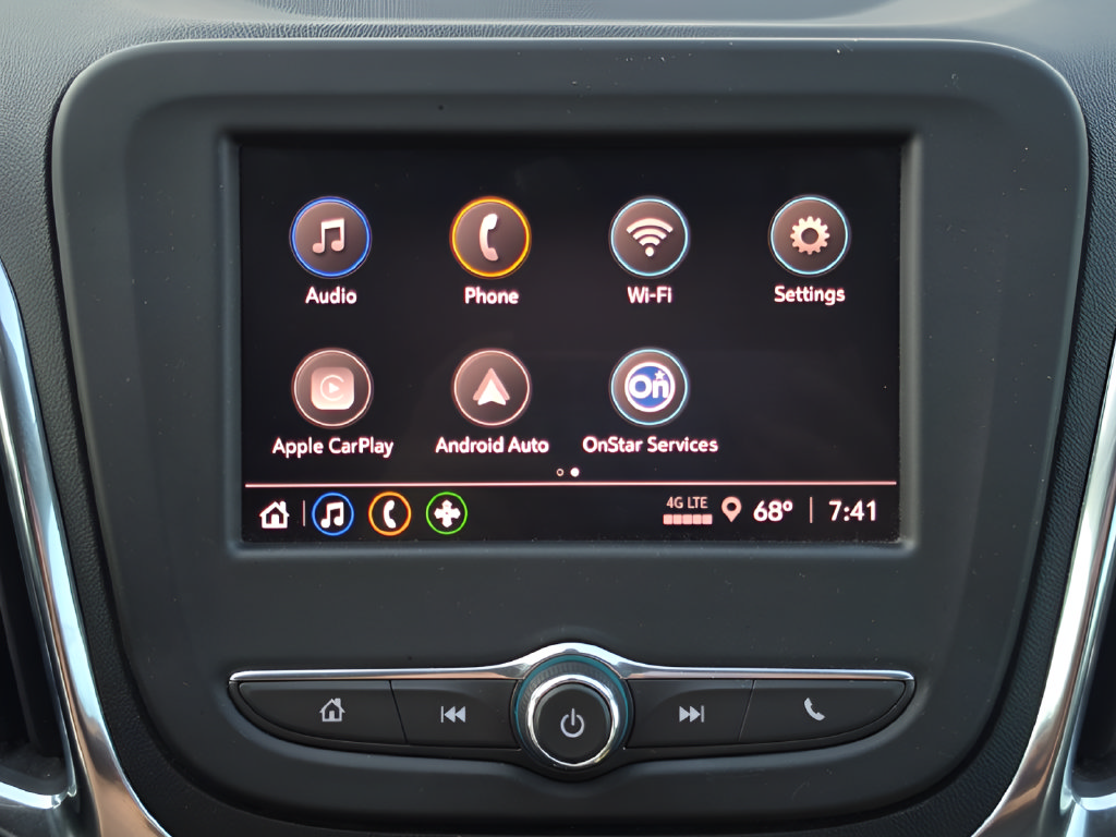 Used 2023 Chevrolet Equinox LT w/ LPO, Floor Liner Package AWD/4WD image 10