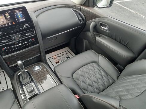 Used 2024 Nissan Armada Platinum w/ Captain's Chairs Package image 18