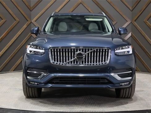 Used 2025 Volvo XC90 B6 Plus w/ Protection Package Premier image 50