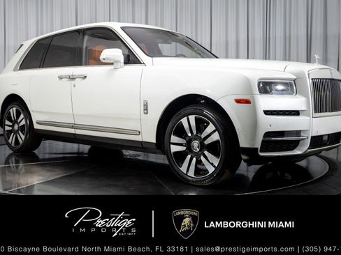 Used 2021 Rolls-Royce Cullinan image 1