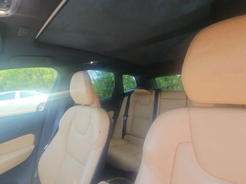 Used 2019 Volvo XC60 T6 Inscription AWD/4WD image 8