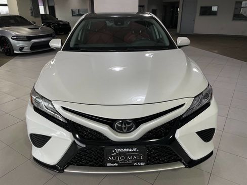 Used 2020 Toyota Camry XSE image 2