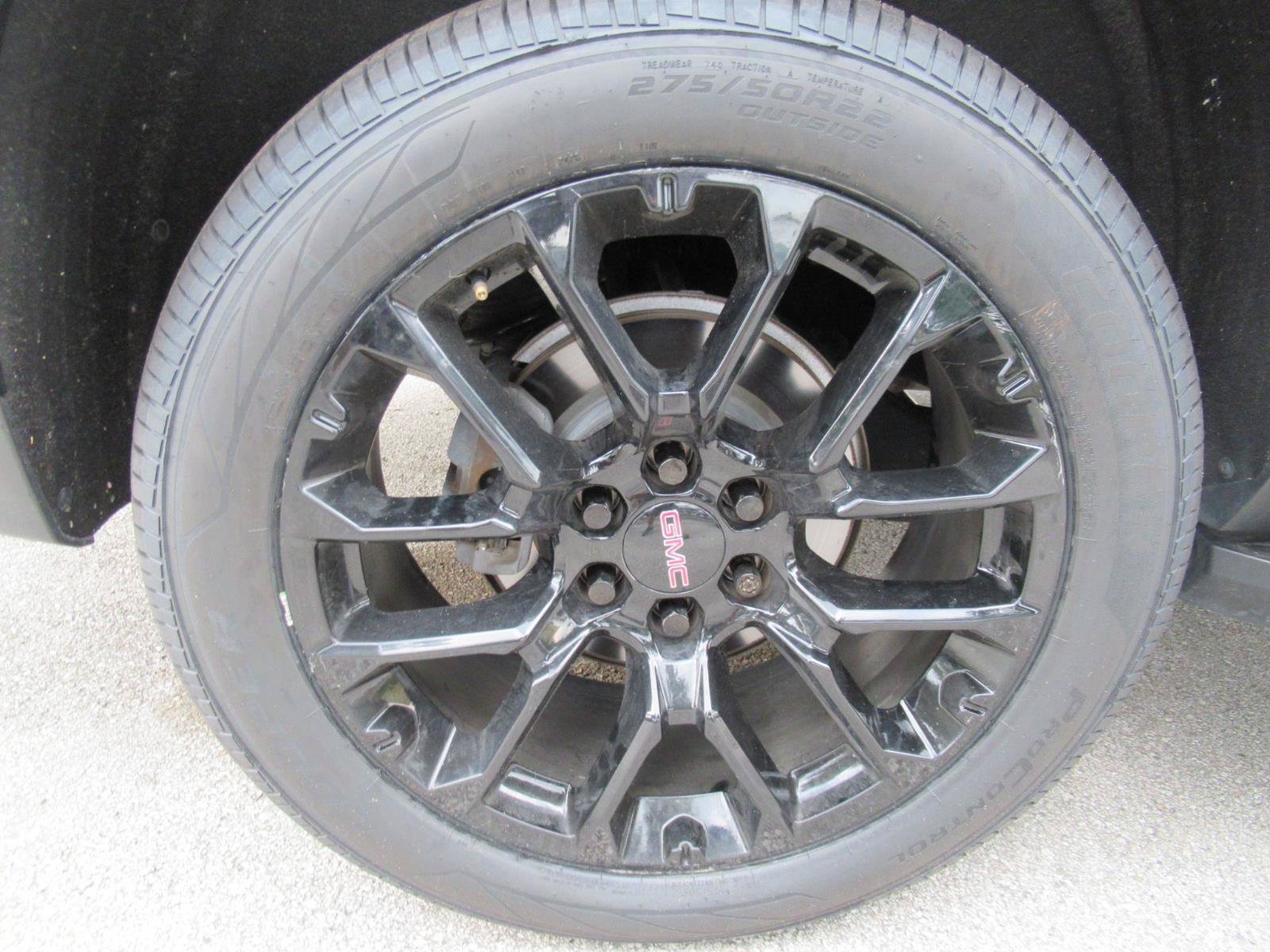 Used 2022 GMC Yukon Denali AWD/4WD image 5