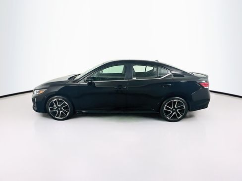 Used 2024 Nissan Sentra SR w/ SR Premium Package FWD image 4