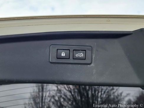 Used 2023 Subaru Outback Wilderness image 29