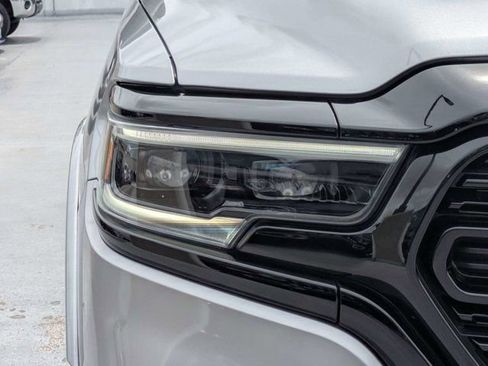 Used 2022 RAM 1500 Limited w/ Night Edition AWD/4WD image 9