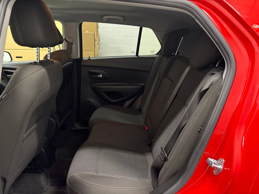 Used 2020 Chevrolet Trax LS w/ Tint and Cruise Package FWD image 29