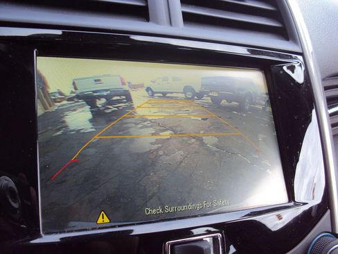 Used 2015 Chevrolet Malibu LT w/ Power Convenience Package image 12