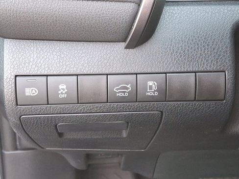 Certified 2020 Toyota Camry XSE image 22