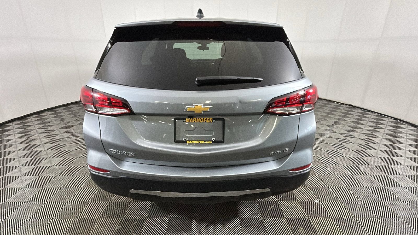 Used 2024 Chevrolet Equinox LT w/ LPO, Floor Liner Package AWD/4WD image 4