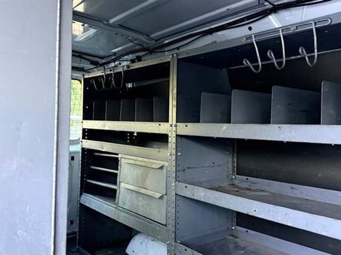 Used 2014 Ford E-350 and Econoline 350 Super Duty RWD image 19