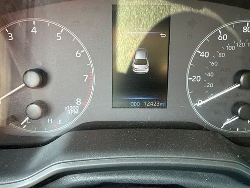 Used 2025 Toyota Corolla LE w/ LE Premium Package FWD image 9