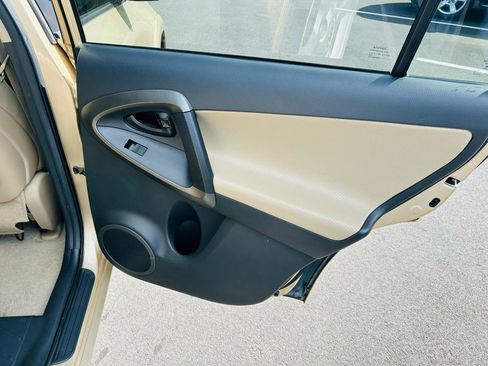 Used 2011 Toyota RAV4 Limited w/ Limited Extra Value Pkg FWD image 31