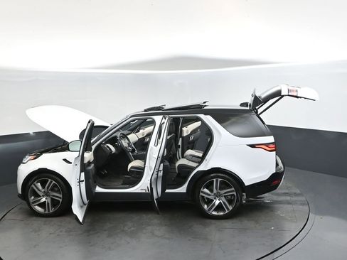 Used 2023 Land Rover Discovery HSE R-Dynamic image 2