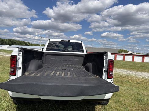 Used 2025 RAM 3500 Big Horn AWD/4WD image 22