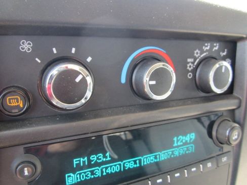 Used 2025 GMC Savana 3500 LT w/ LT Preferred Equipment Group RWD image 14