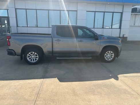 Used 2021 Chevrolet Silverado 1500 RST AWD/4WD image 37