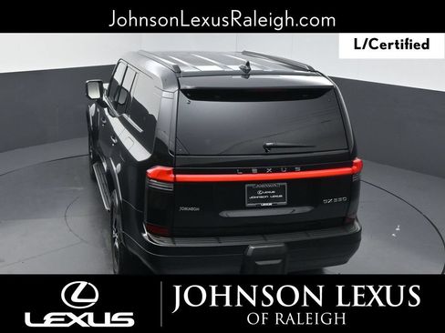 Used 2024 Lexus GX 550 w/ Accessory Package (Z1) AWD/4WD image 27