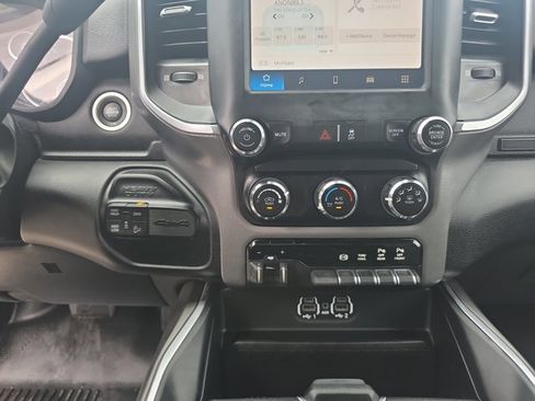 Used 2024 RAM 2500 Big Horn w/ Off Road Package image 16