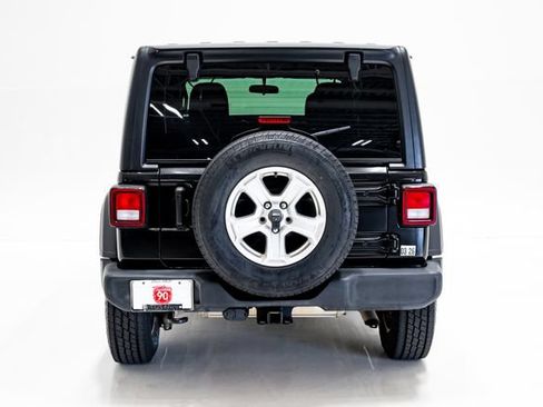 Used 2023 Jeep Wrangler Unlimited Sport AWD/4WD image 32