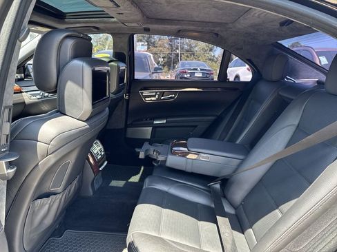 Used 2011 Mercedes-Benz S 63 AMG image 21