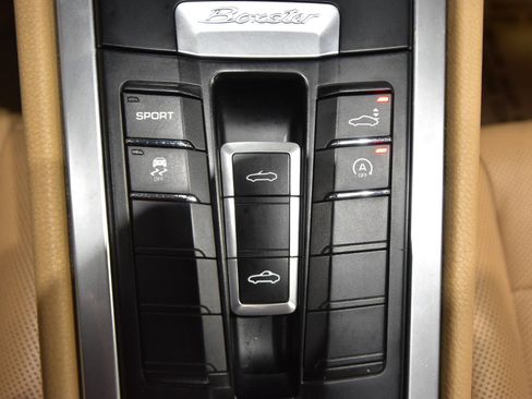 Used 2013 Porsche Boxster S image 40