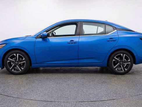 Used 2025 Nissan Sentra SV FWD image 5