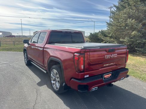 Used 2022 GMC Sierra 1500 Denali w/ Technology Package AWD/4WD image 6