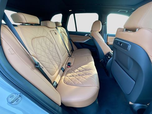 New 2026 BMW X5 sDrive40i w/ Premium Package image 22