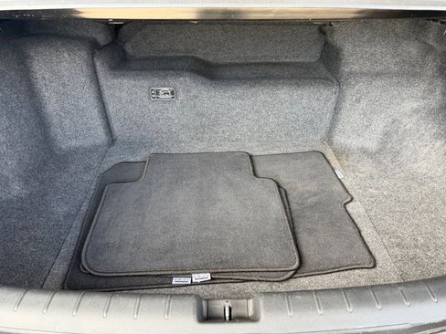 Used 2017 Honda Accord EX-L image 33