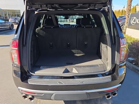 Used 2024 Chevrolet Tahoe High Country w/ Advanced Technology Package image 16