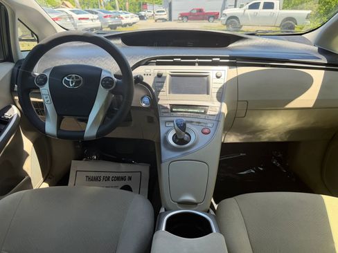 Used 2013 Toyota Prius Two FWD image 25