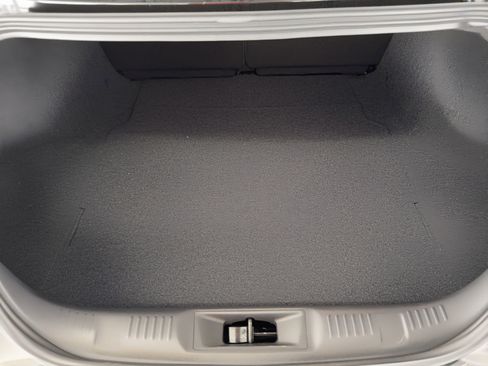 Used 2025 Ford Mustang EcoBoost image 13