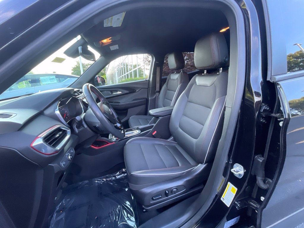 Used 2021 Chevrolet TrailBlazer RS w/ Convenience Package AWD/4WD image 16