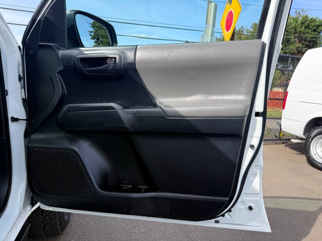 Used 2018 Toyota Tacoma SR w/ SR Convenience Package RWD image 25