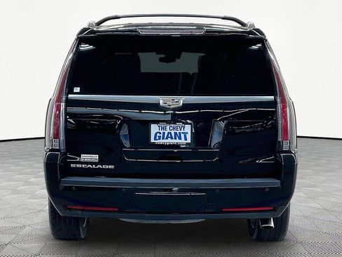 Used 2017 Cadillac Escalade Platinum AWD/4WD image 6