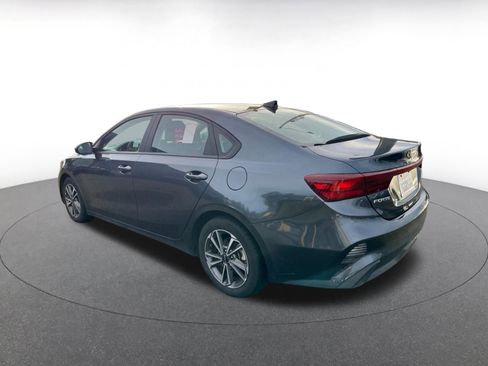 Used 2023 Kia Forte LXS image 5